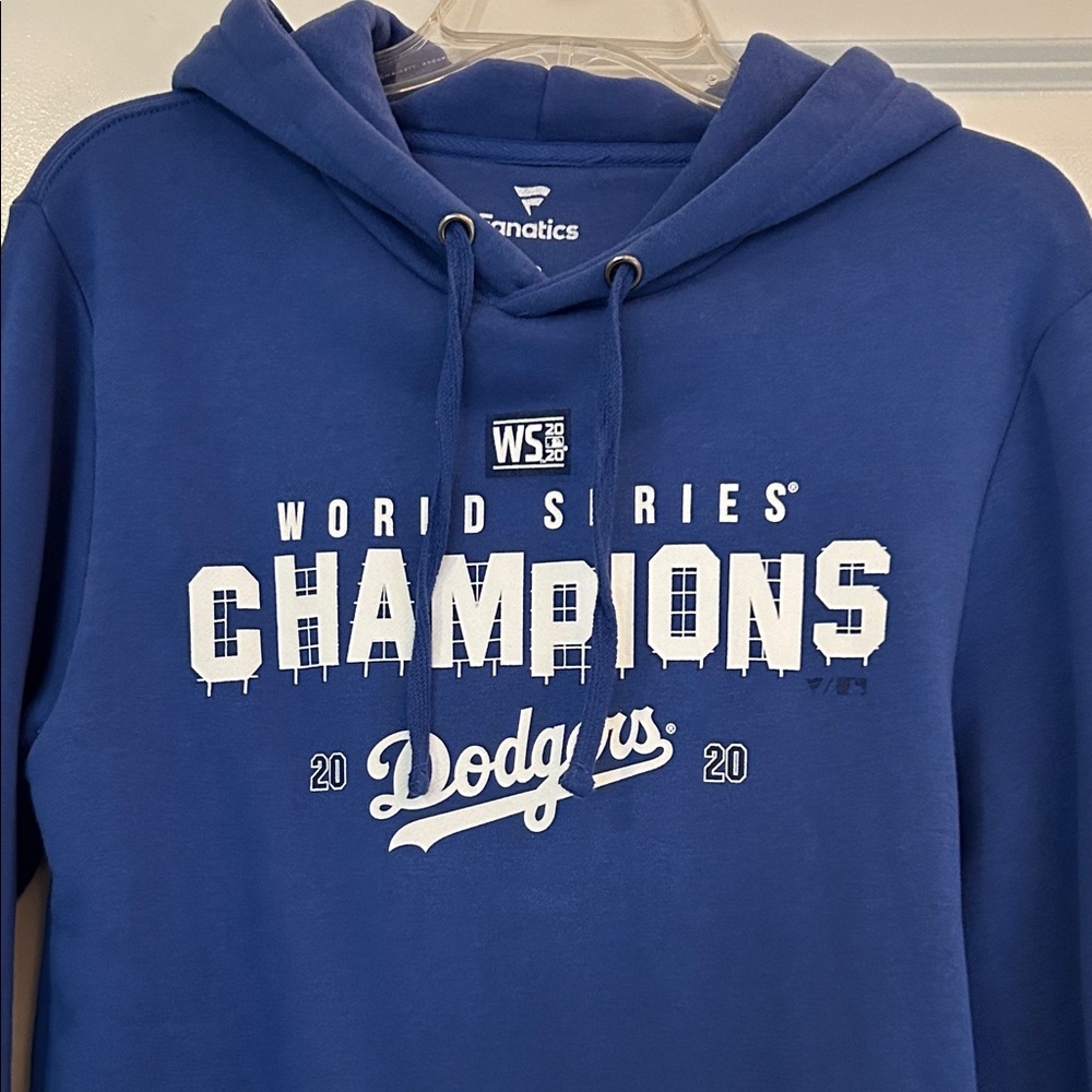 LA DODGERS 2020 WS WIN Men’s hoodie size Medium